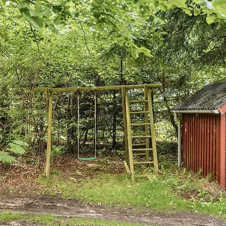Two-bedroom In Ulfborg 4